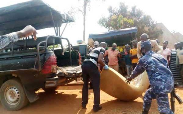 68 YEAR OLD WOMAN CUT TO DEATH, BIOLOGICAL SON ARRESTED