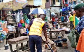 Vendors at Duhaga Roundabout open market concerned over poor sanitation