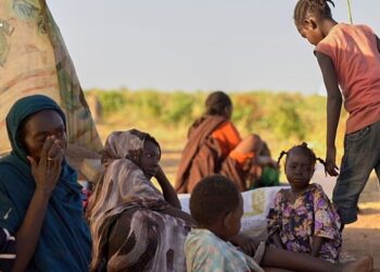 UN Probe Warns Darfur Violence May Amount to Genocide.